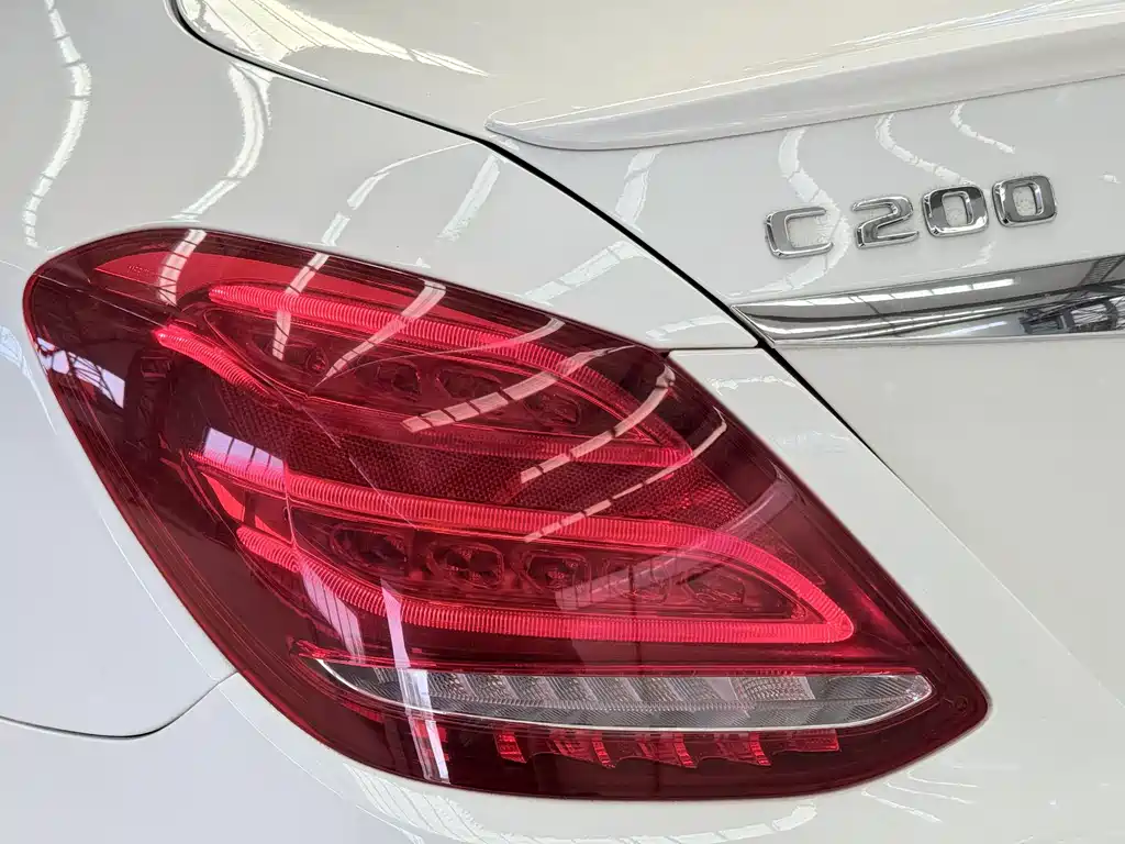 Mercedes-Benz C-Class 2018 — фото 9