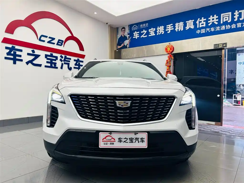 Cadillac XT4 2022 — фото 2