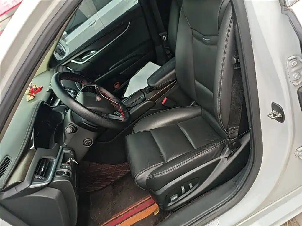 Cadillac XTS 2018 — фото 15
