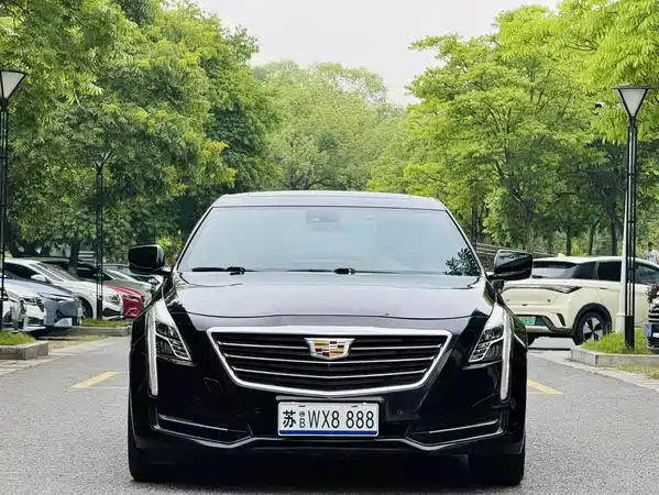Cadillac CT6 2017