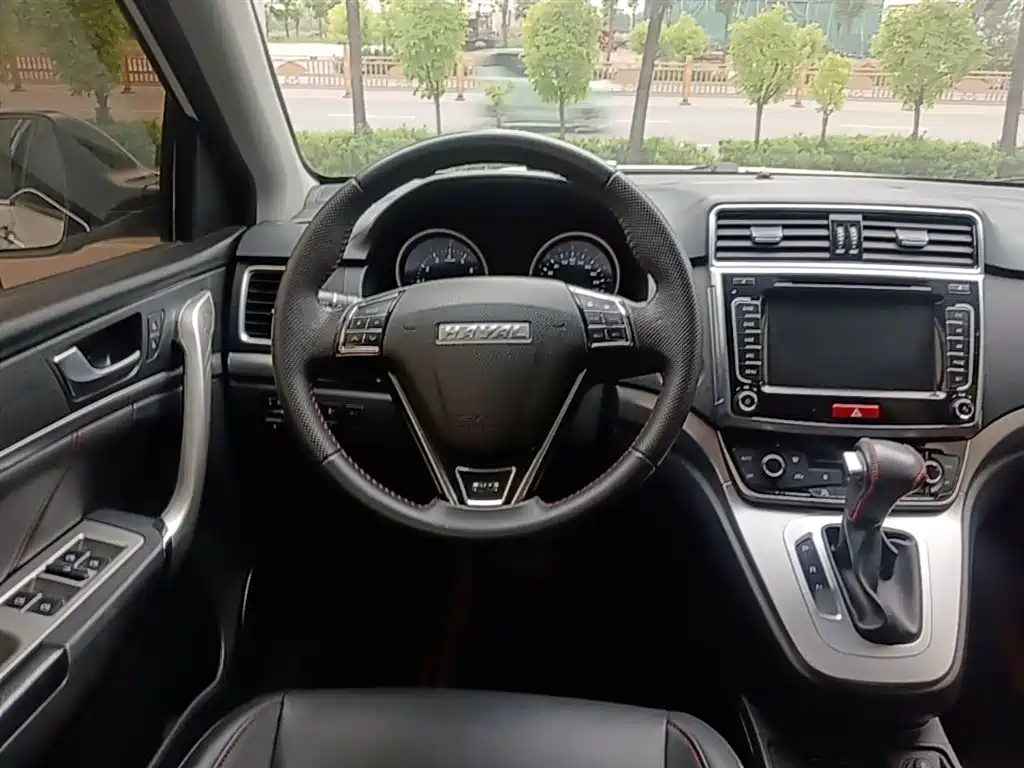 Haval M6 2019 — фото 11