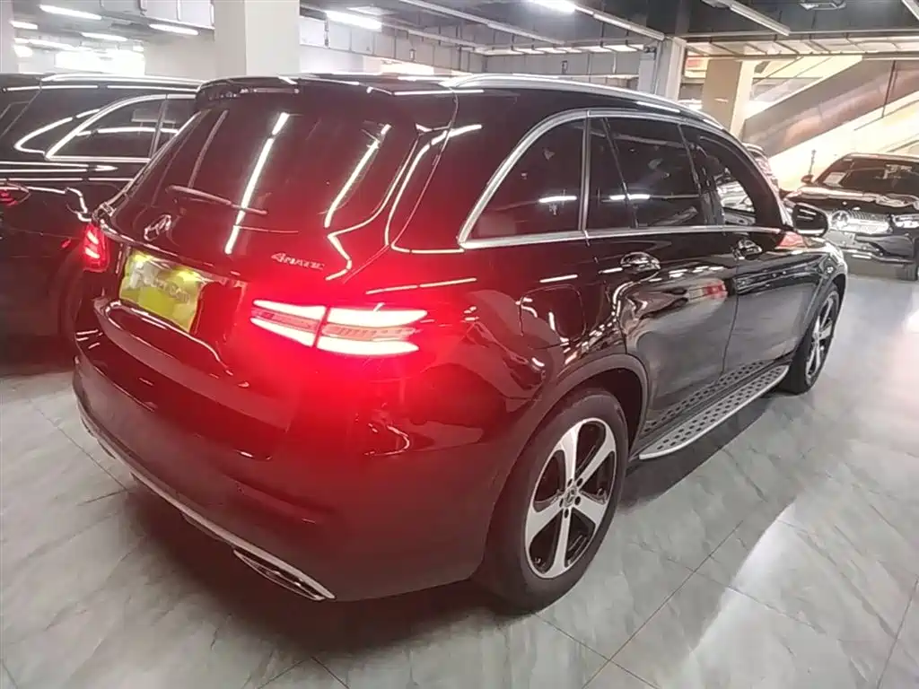 Mercedes-Benz GLC 2018 — фото 7