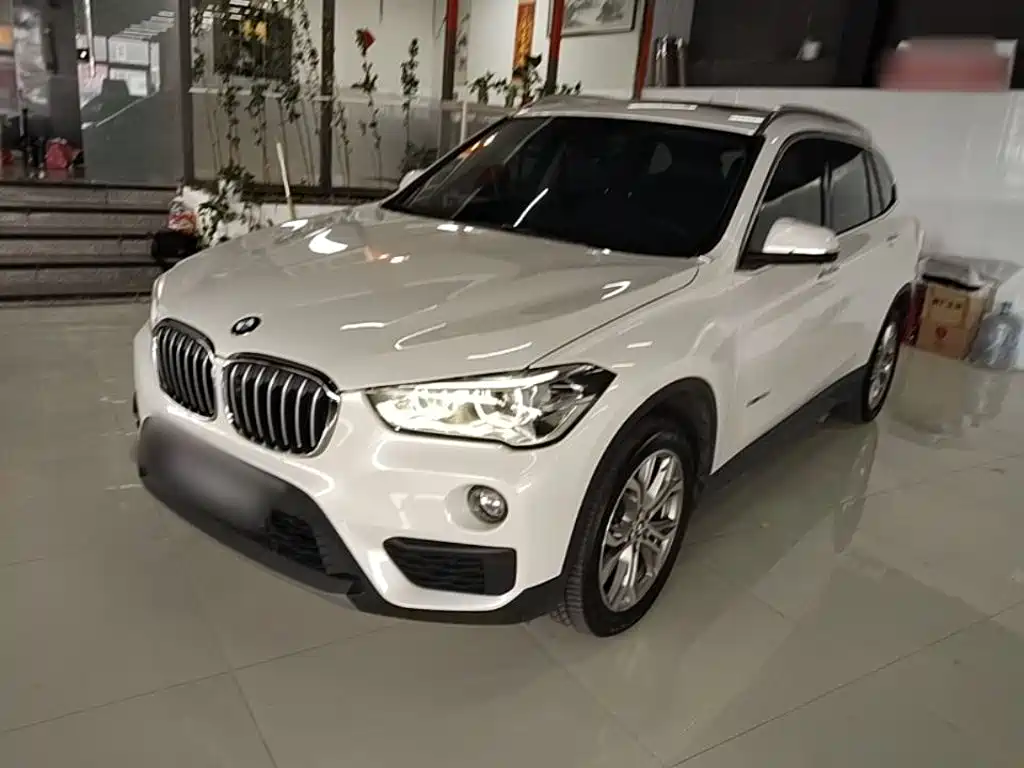 BMW X1 2017 — фото 2
