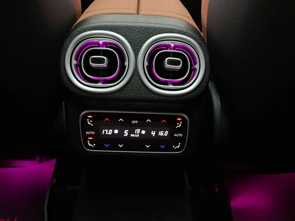 Mercedes-Benz GLC 2023 — фото 20