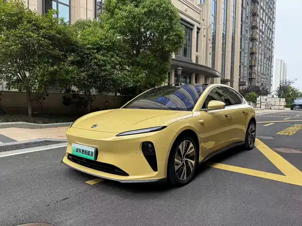 NIO ET5 2022