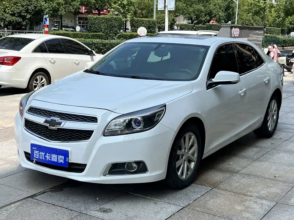 Chevrolet Malibu 2015 — фото 1