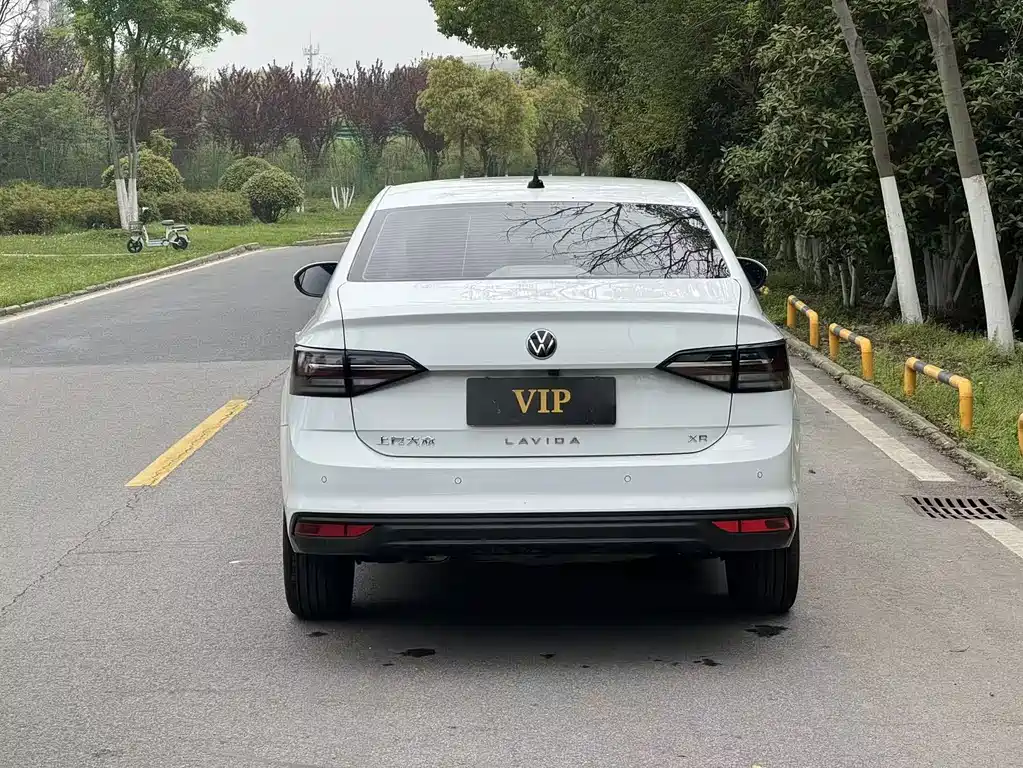 Volkswagen Lavida 2024