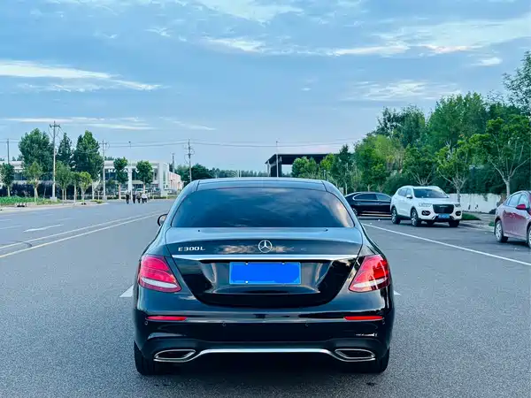 Mercedes-Benz E-Class 2018