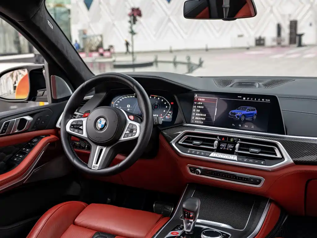 BMW X5 M 2020 — фото 10