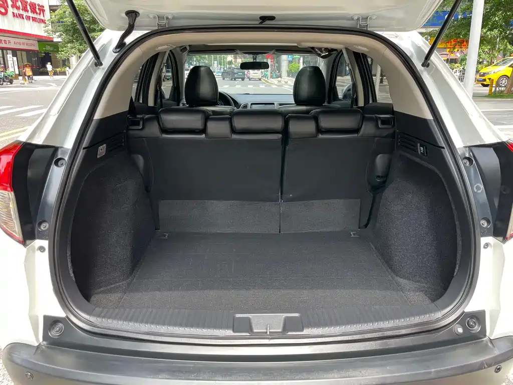Honda Vezel 2023 — фото 15