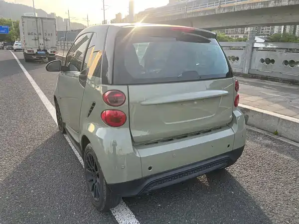 smart fortwo 2012