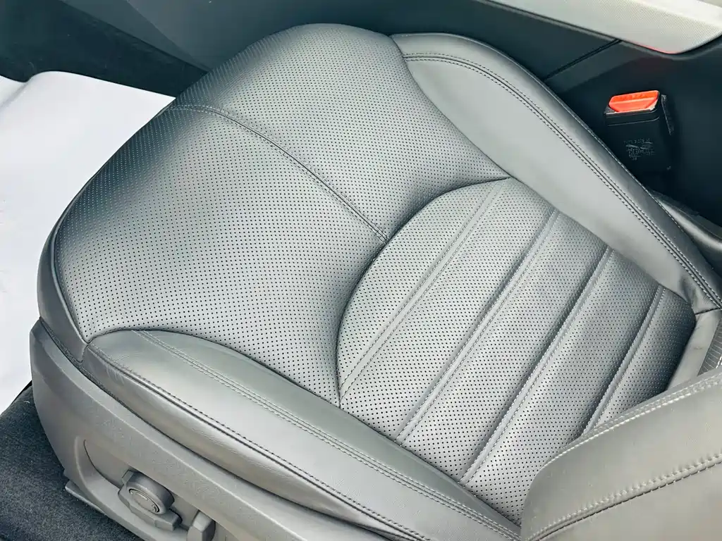 Land Rover Evoque 2019 — фото 13