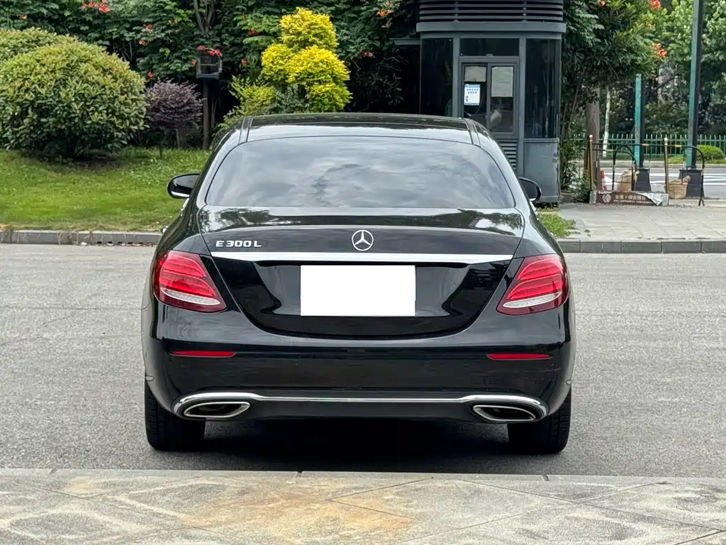 Mercedes-Benz E-Class 2018 — фото 5