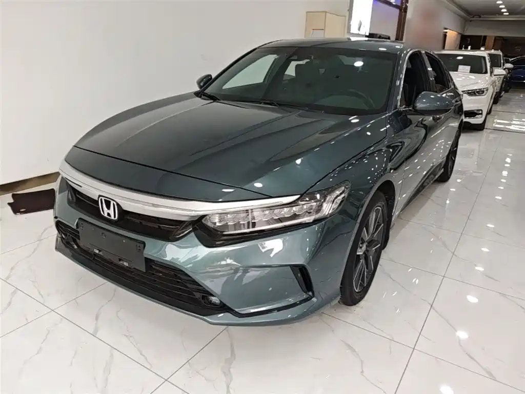 Honda Inspire 2022 — фото 2