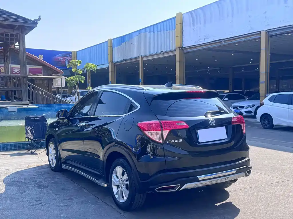 Honda Vezel 2015 — фото 13
