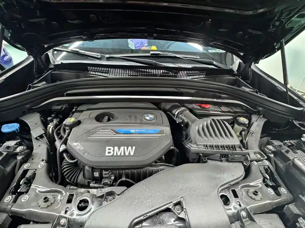 BMW X1 New Energy 2018 — фото 15