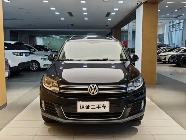 Volkswagen Tiguan 2015