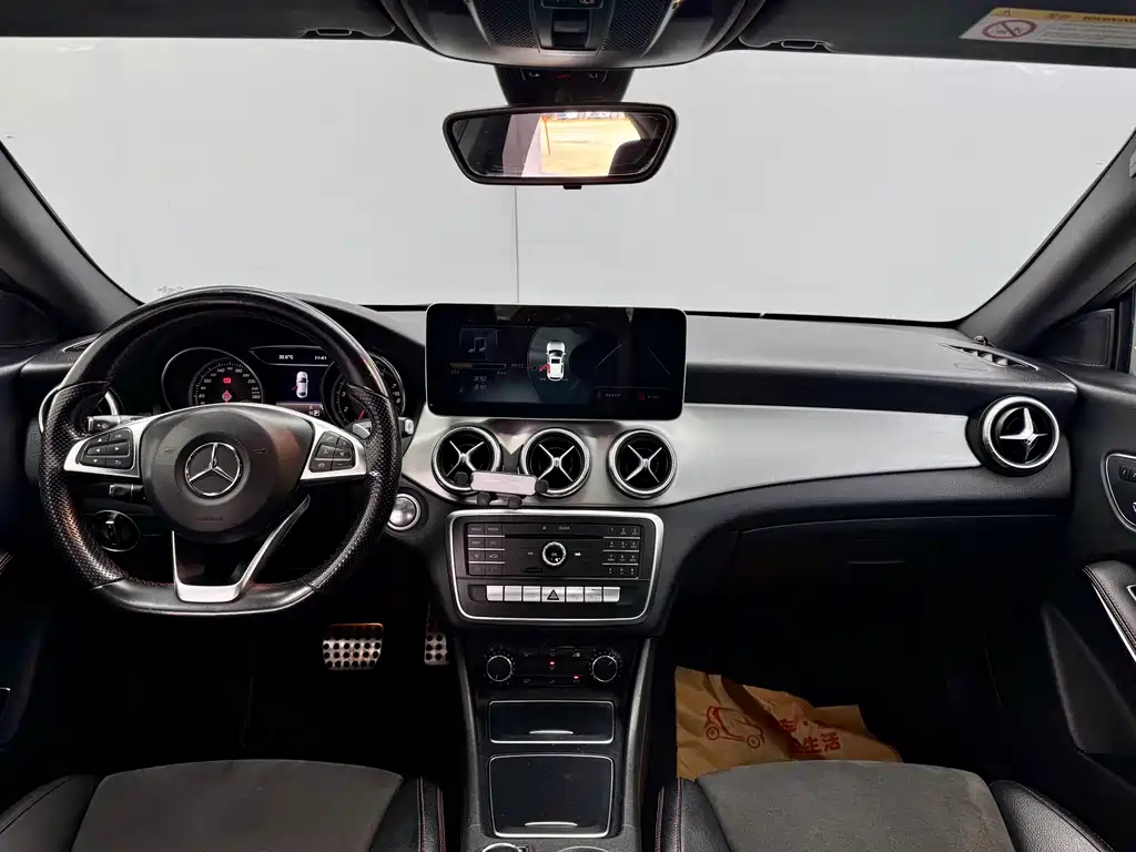 Mercedes-Benz CLA 2017 — фото 19