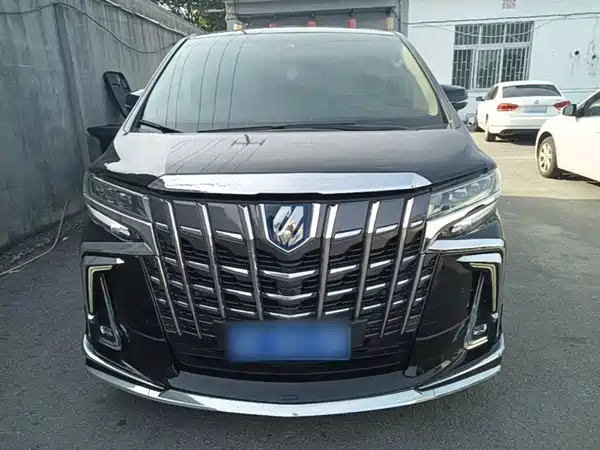 Toyota Wilfa 2023