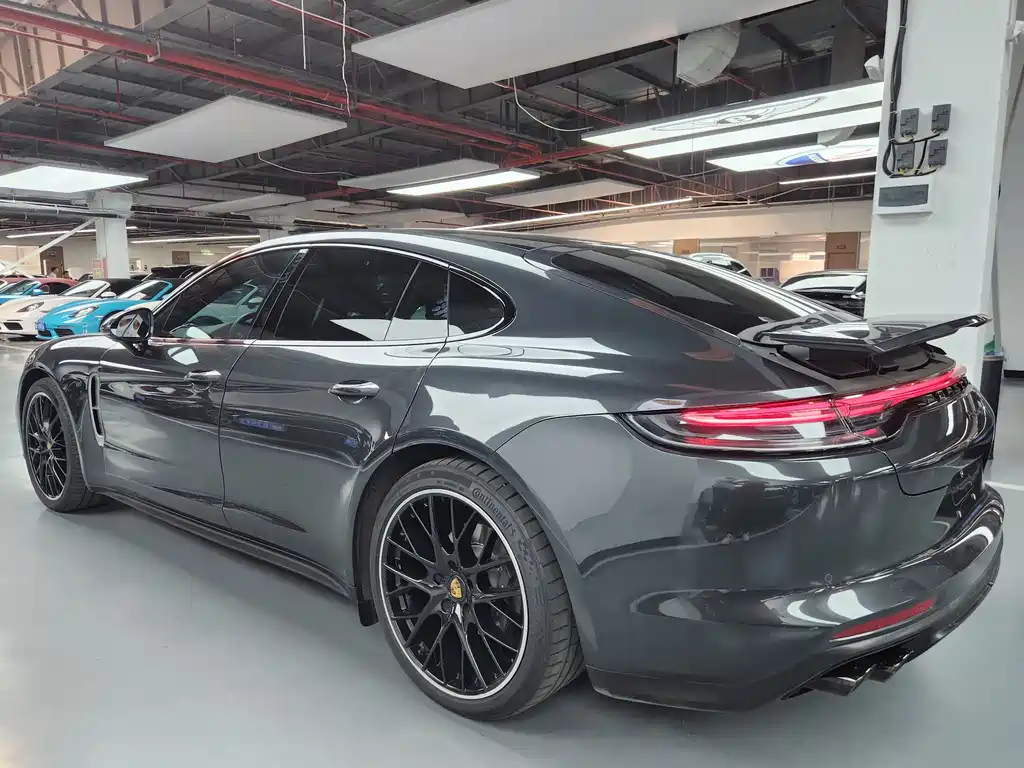 Porsche Panamera 2021 — фото 16