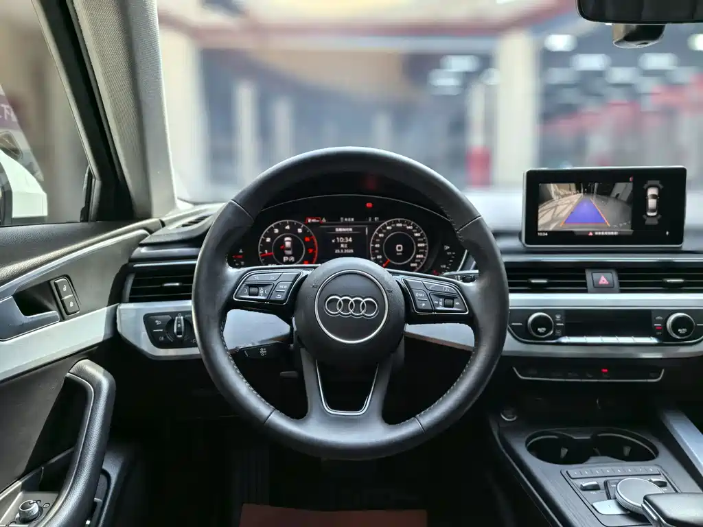 Audi A4L 2019 — фото 11