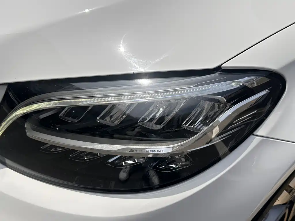 Mercedes-Benz C-Class 2019 — фото 16