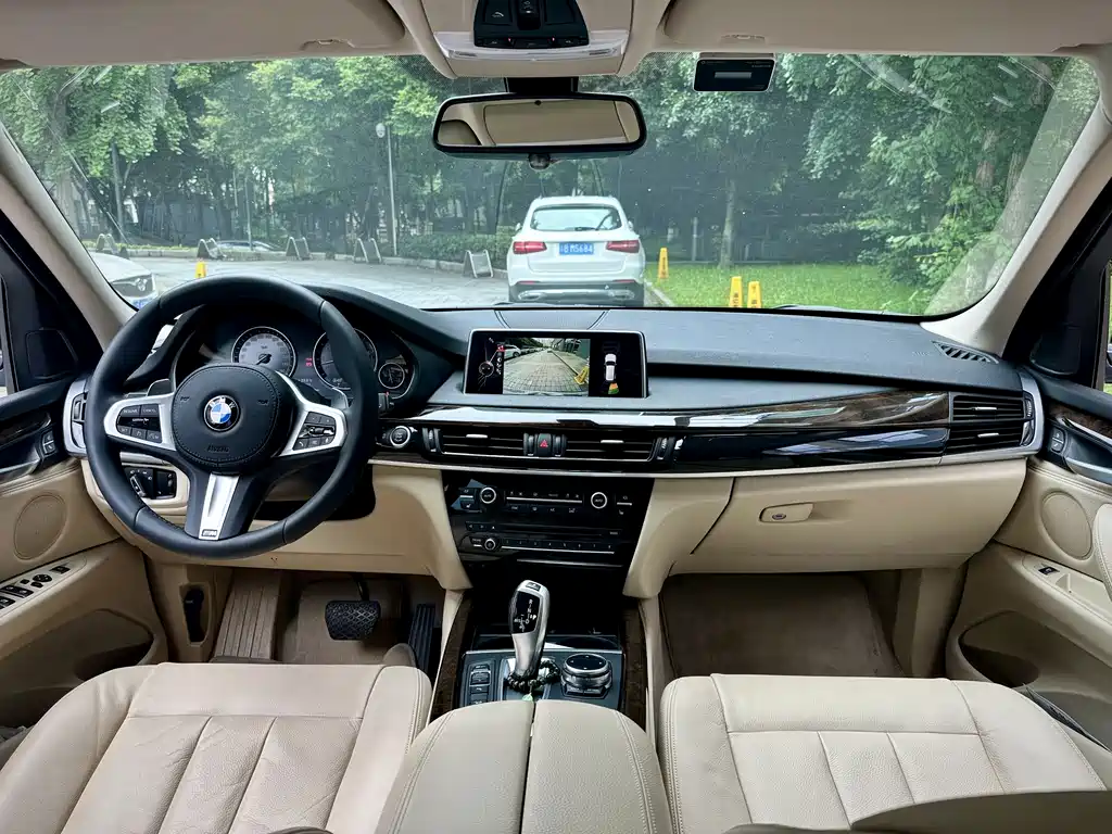 BMW X5 2015 — фото 15