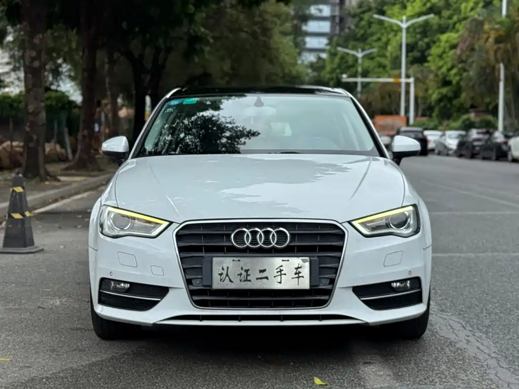 Audi A3 2015 — фото 2