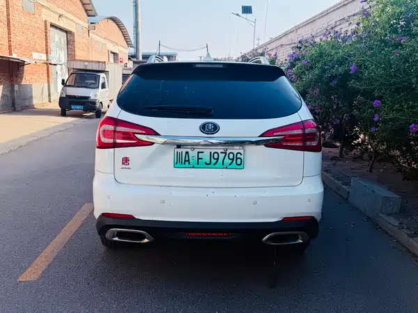 BYD Tang New Energy 2017
