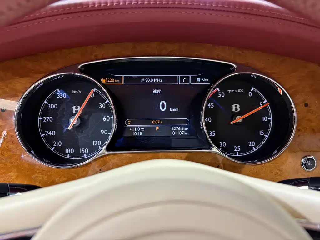 Bentley Mulsanne 2013 — фото 16