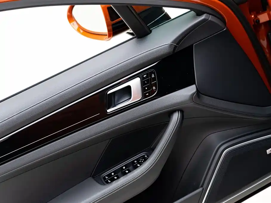Porsche Panamera 2020 — фото 17