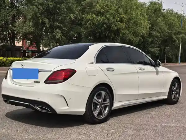 Mercedes-Benz C-Class 2021