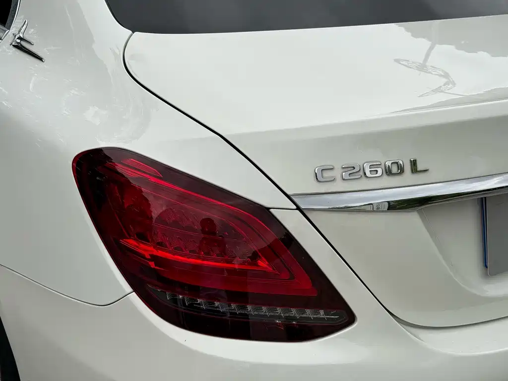 Mercedes-Benz C-Class 2019 — фото 23