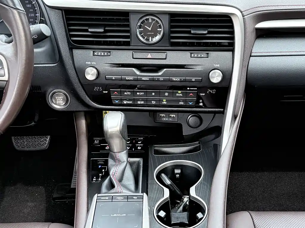 Lexus RX 2020 — фото 13