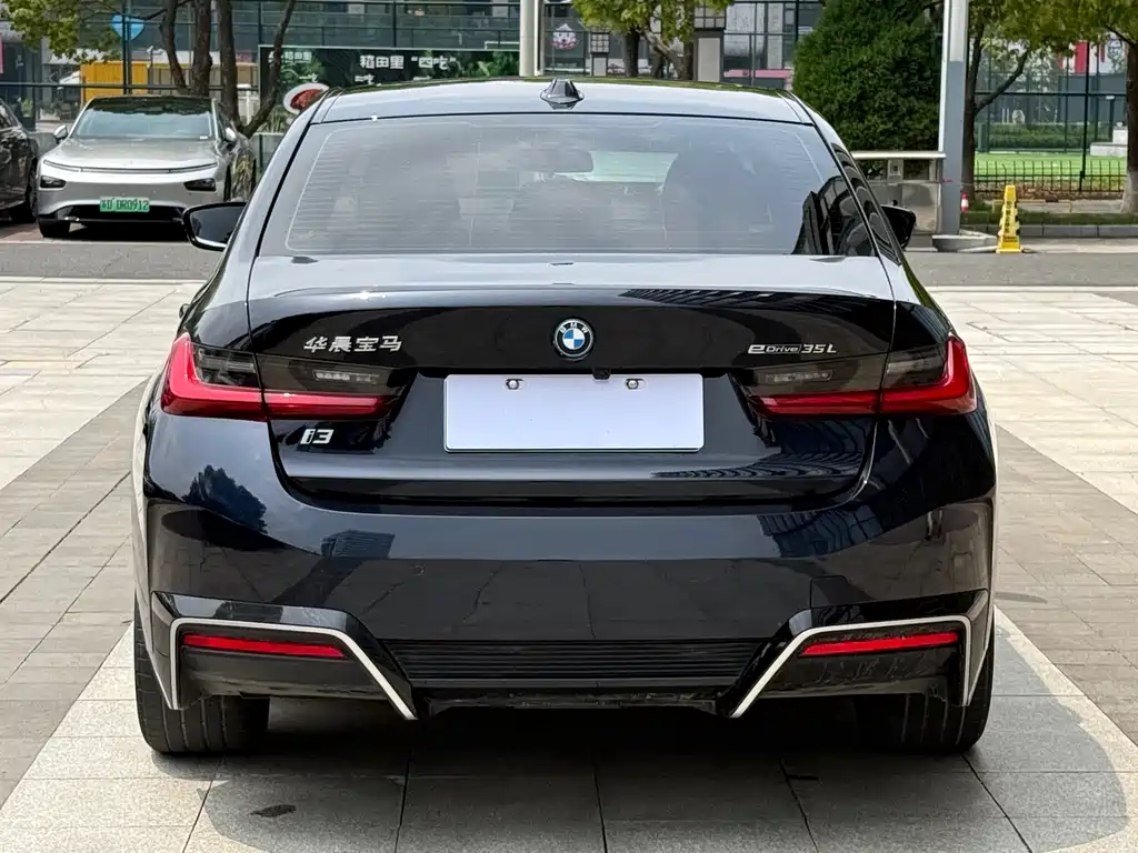 BMW i3 2023 — фото 4