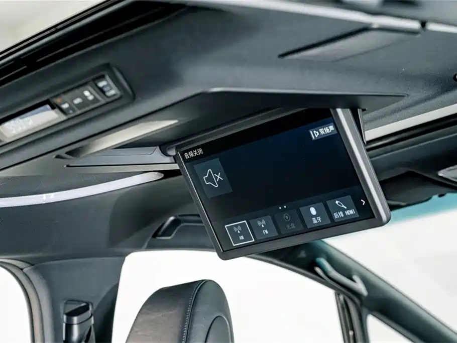 Toyota Vellfire 2022 — фото 28