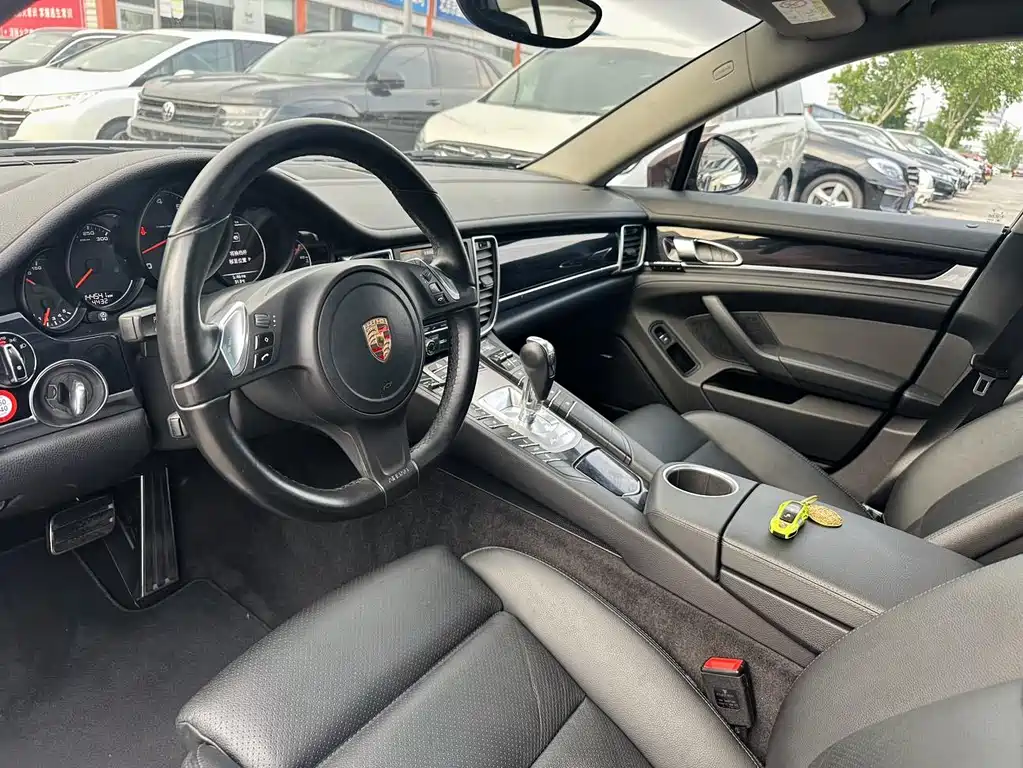 Porsche Panamera 2015 — фото 5