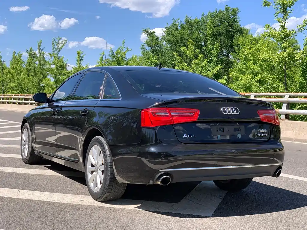 Audi A6L 2015 — фото 10