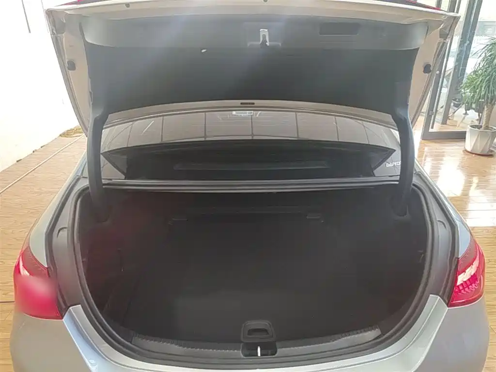 Mercedes-Benz C-Class 2022 — фото 19