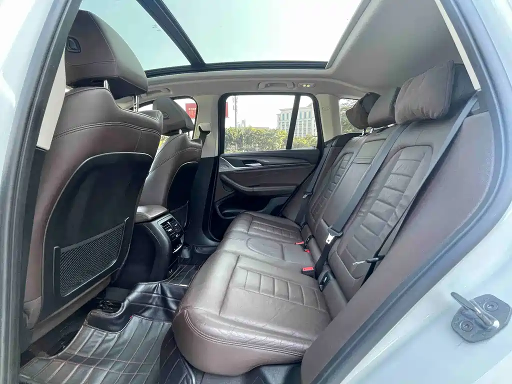 BMW X3 2019 — фото 13
