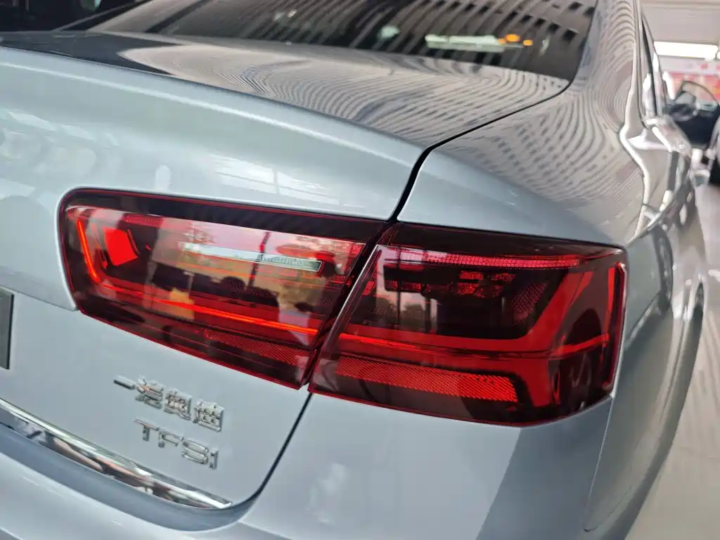 Audi A6L 2016 — фото 8