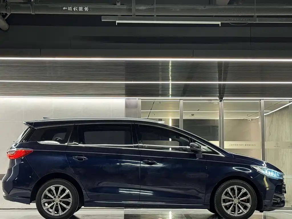 BYD MAX 2020 — фото 16