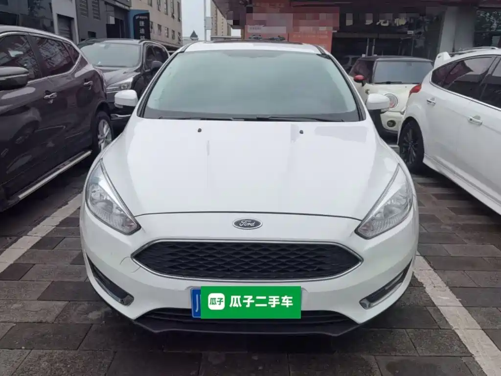 Ford Focus 2018 — фото 3