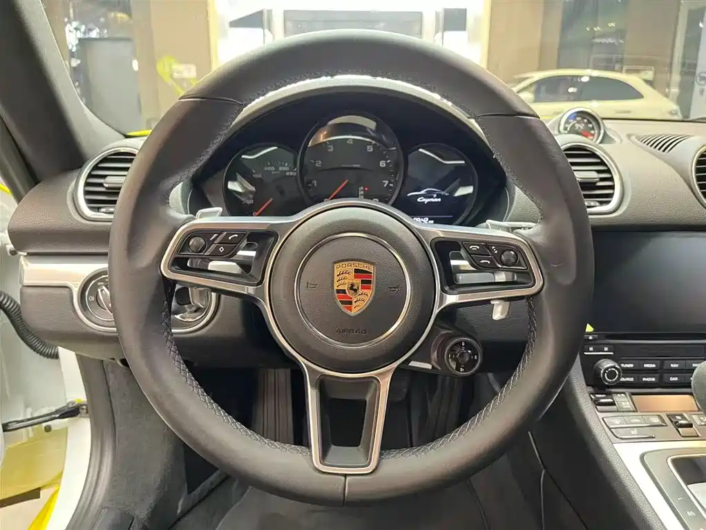 Porsche 718 2020 — фото 9