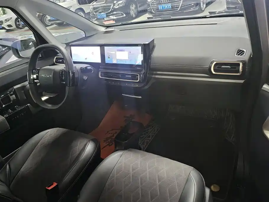 Baojun KiWi EV 2022 — фото 12