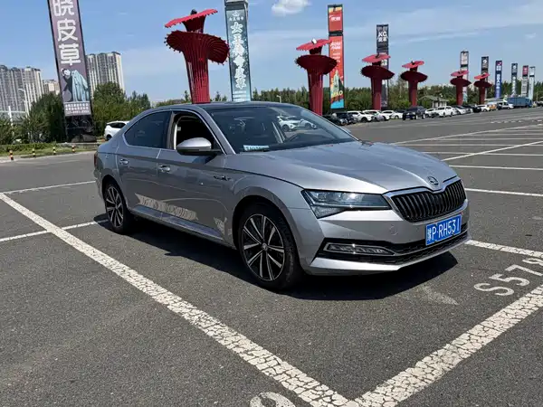 Skoda Superb 2024