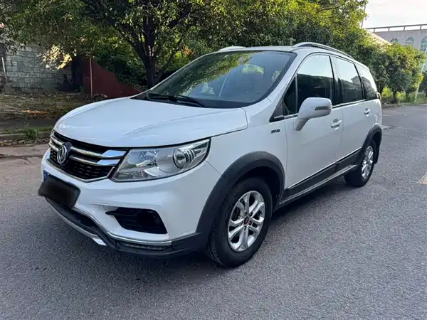 Dongfeng Jingyi X3 2017