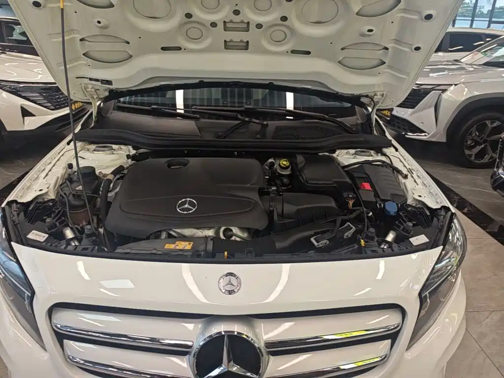 Mercedes-Benz GLA 2016 — фото 20