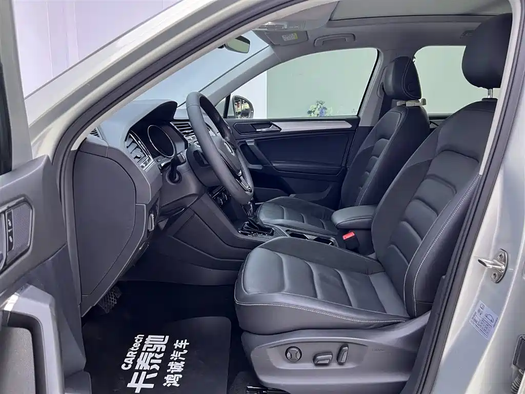 Volkswagen Tiguan L 2020 — фото 15