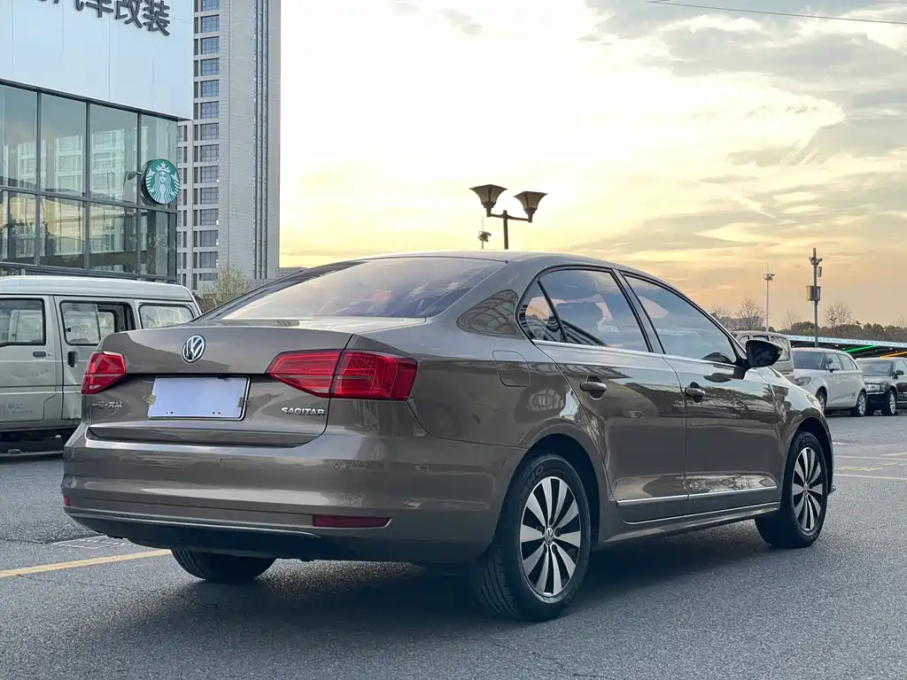 Volkswagen Sagitar 2017 — фото 17